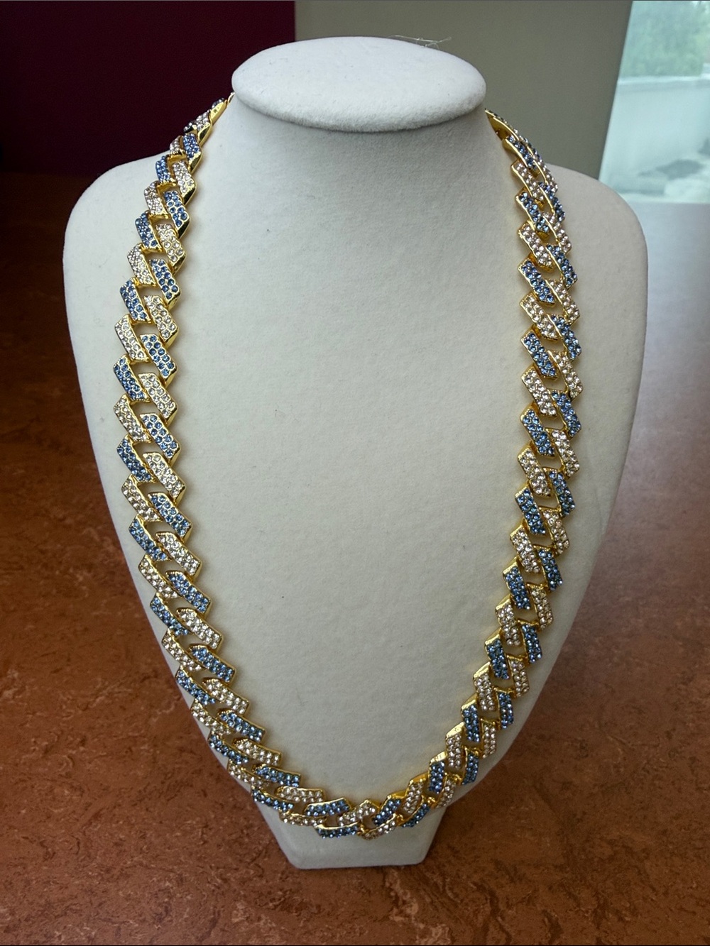Blue & Crystal Link Chain w/Gold Accents - VVSCZ Jewels - 20 inches